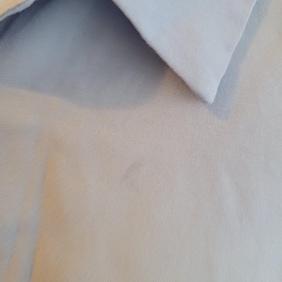 Uniqlo Rayon Button Down Shirt - Picture 3 of 4